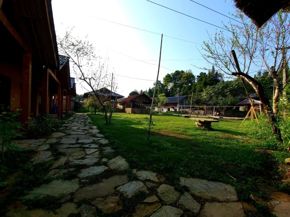 Chook Bungalow Ha Giang Exteriör bild