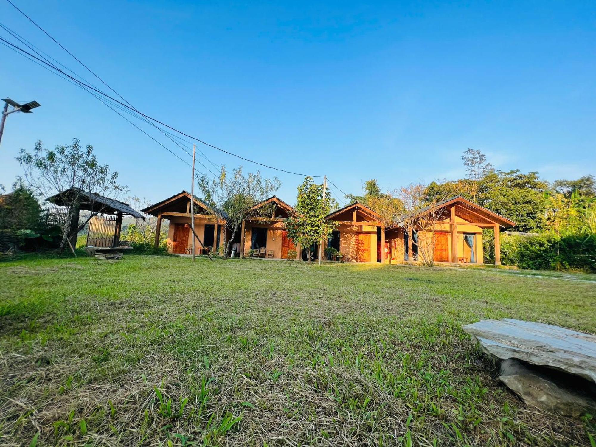 Chook Bungalow Ha Giang Exteriör bild