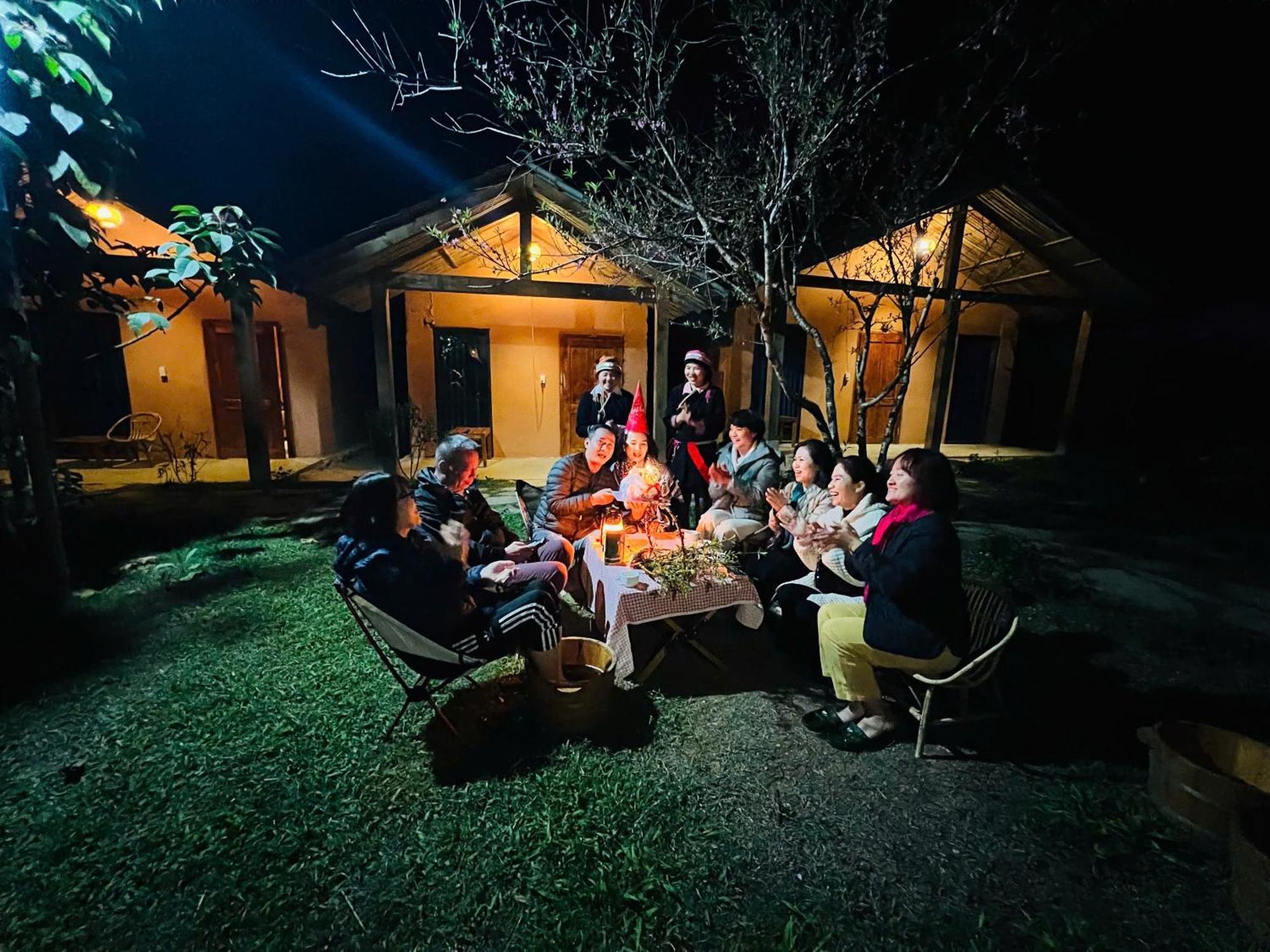 Chook Bungalow Ha Giang Exteriör bild
