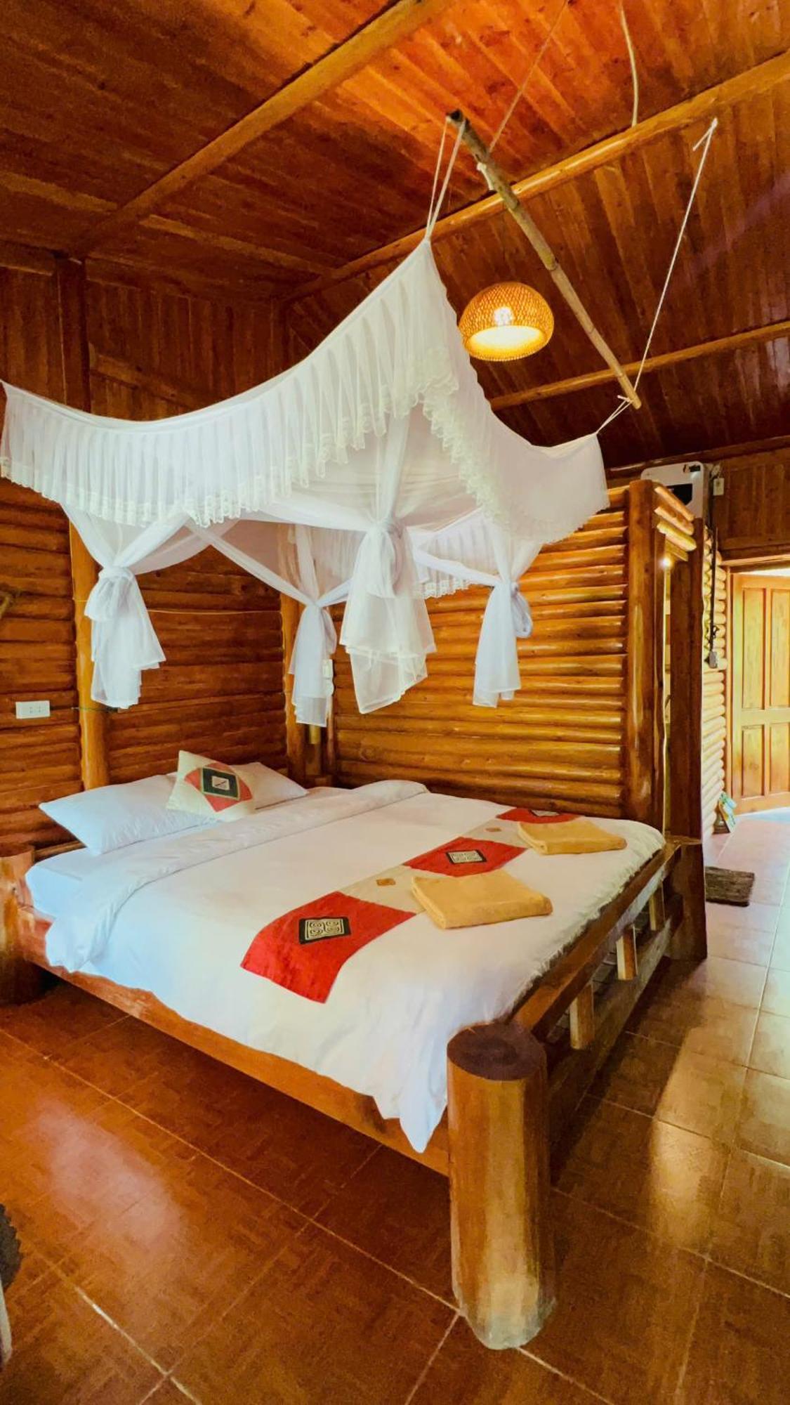 Chook Bungalow Ha Giang Exteriör bild
